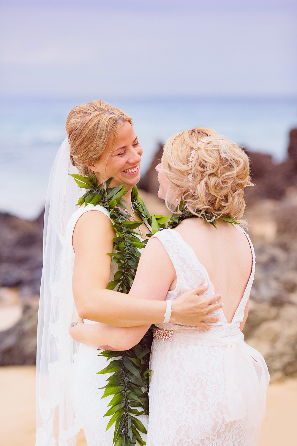 Lesbian wedding on Maui