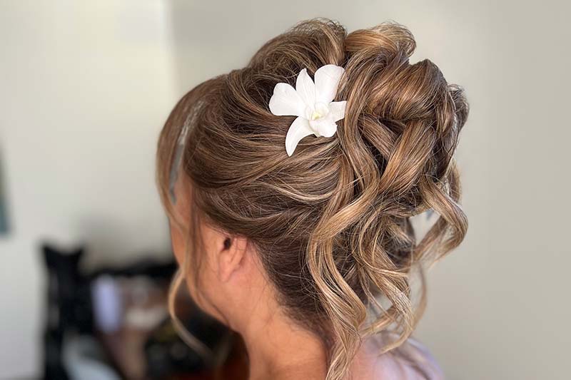 maui bridal hair styling